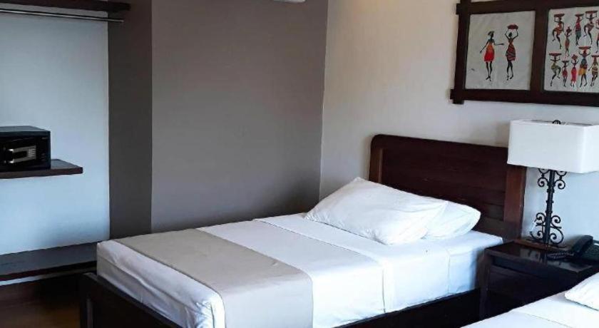 Casa Rubin Hotel Dumaguete City Exterior foto