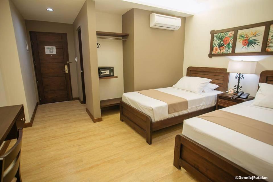 Casa Rubin Hotel Dumaguete City Exterior foto